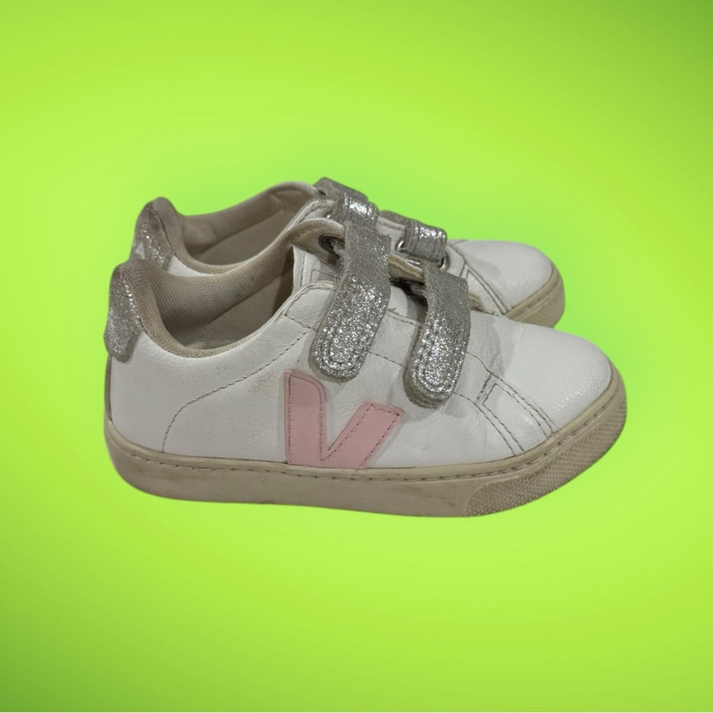 Veja Girl Shoes 9.5 Toddler White /Pink